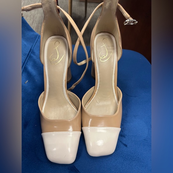 Sam Edelman Tan and Cream Heels - Picture 2 of 6